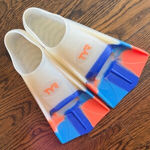 TYR Stryker swim fins